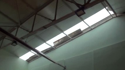 Rüzgar Okulun Çatısını Uçurdu