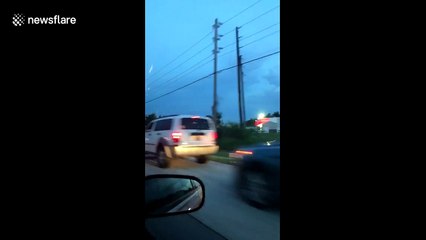 US motorists form huge lines for petrol ahead of Irma