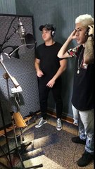 Wesley Safadão e MC Kevinho gravando Olha a Explosão