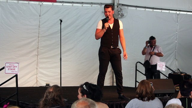Steven King sings 'Blue Moon Of Kentucky' Elvis Week 2017