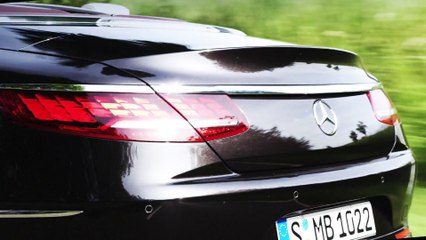 The new Mercedes-Benz S-Class Coupe and Cabriolet Trailer