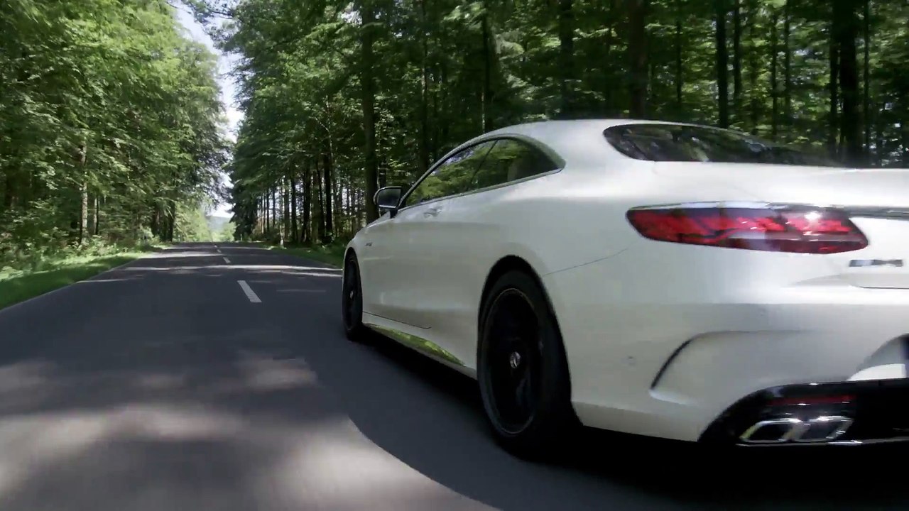The new Mercedes-AMG S 63 4MATIC+ Coupe - Driving Video