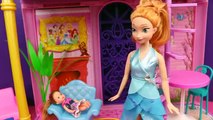 Et poupées de gelé obtient esprit pouvoirs en train de lire homme araignée Anna elsa barbie merida disne