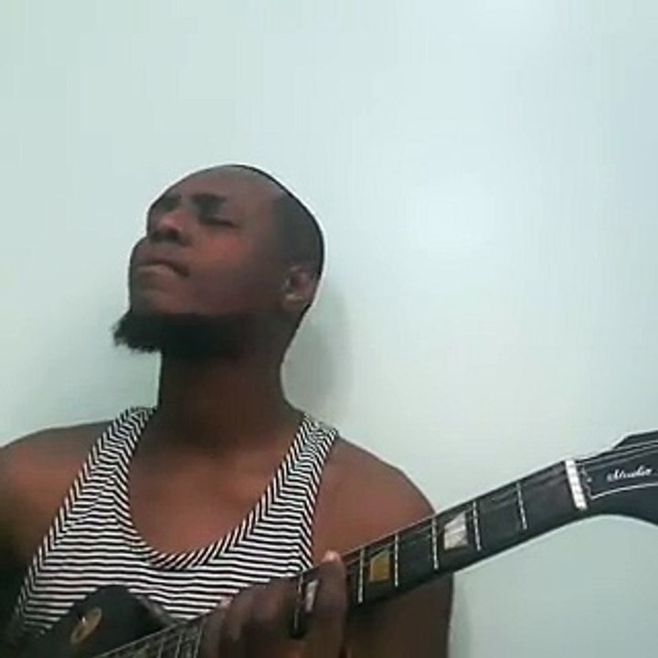 SOUL Guitar Play