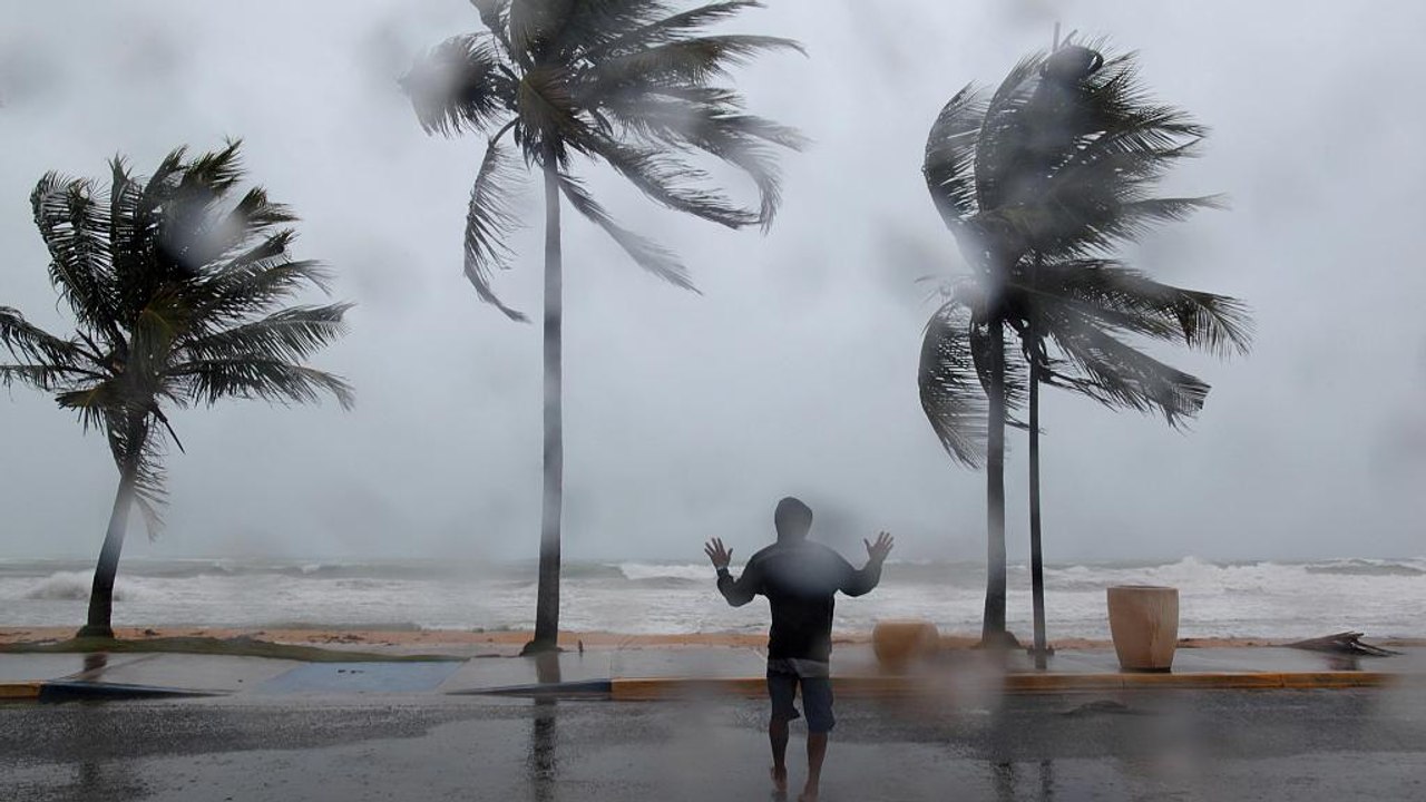 Irma fait au moins 6 morts et détruit 95% de Saint-Martin