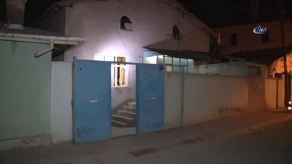 Boşandığı Eşini Bacağından Vurdu