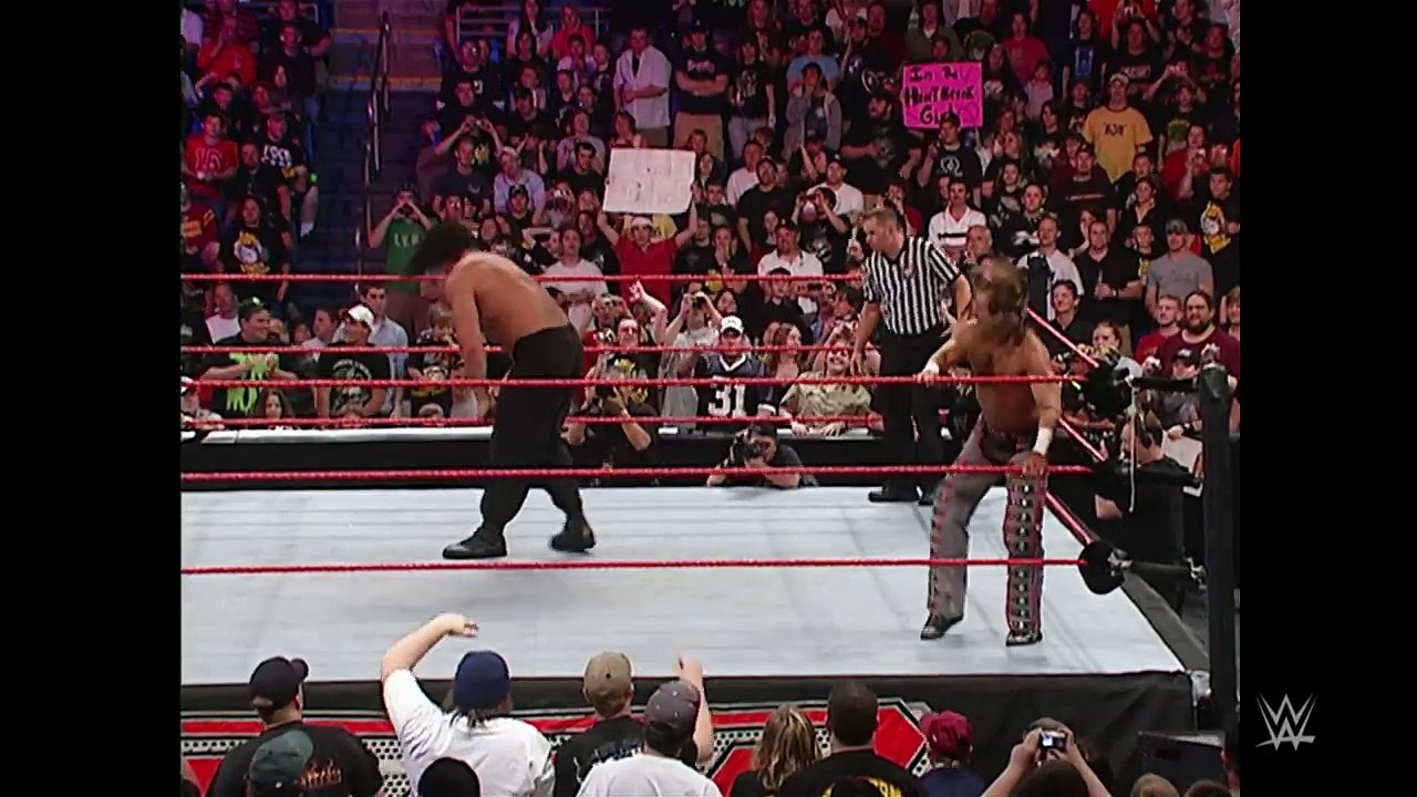 Can Shawn Michaels deliver Sweet Chin Music to The Great Khali? No Disqualification: Raw May 7, 2007