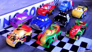 Des sacs des voitures dériveurs or déchirure jouet jouets Micro surprise 2 francesco bernoulli disney pixar clu