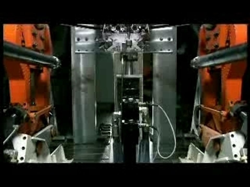 Clip AUDI LE MANS R10 TDI 2006