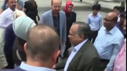شاهد لحظة وصول زوجة أردوغان إلى بنجلاديش لزيارة مخيمات مسلمي الروهينجا