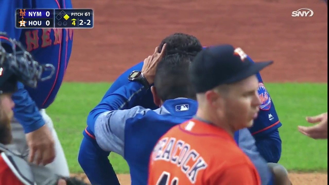 Une balle de baseball dans le pif !