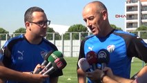 Bursaspor Teknik Direktörü Paul Le Guen Volkan İyi Bir Futbolcu Ama Kulübün Patronu Ben Değilim