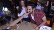 Ayushmann Khurrana And Bhumi Pednekar Serve Snacks To Public At A Theatre | Shubh Mangal Saavdhan