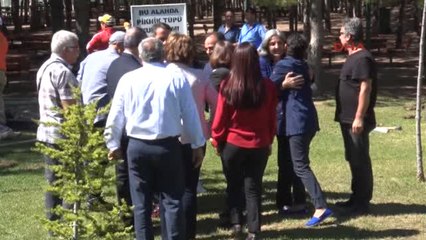 Hdp, Aym Önündeki 'Adalet Nöbeti'ni Sürdürdü