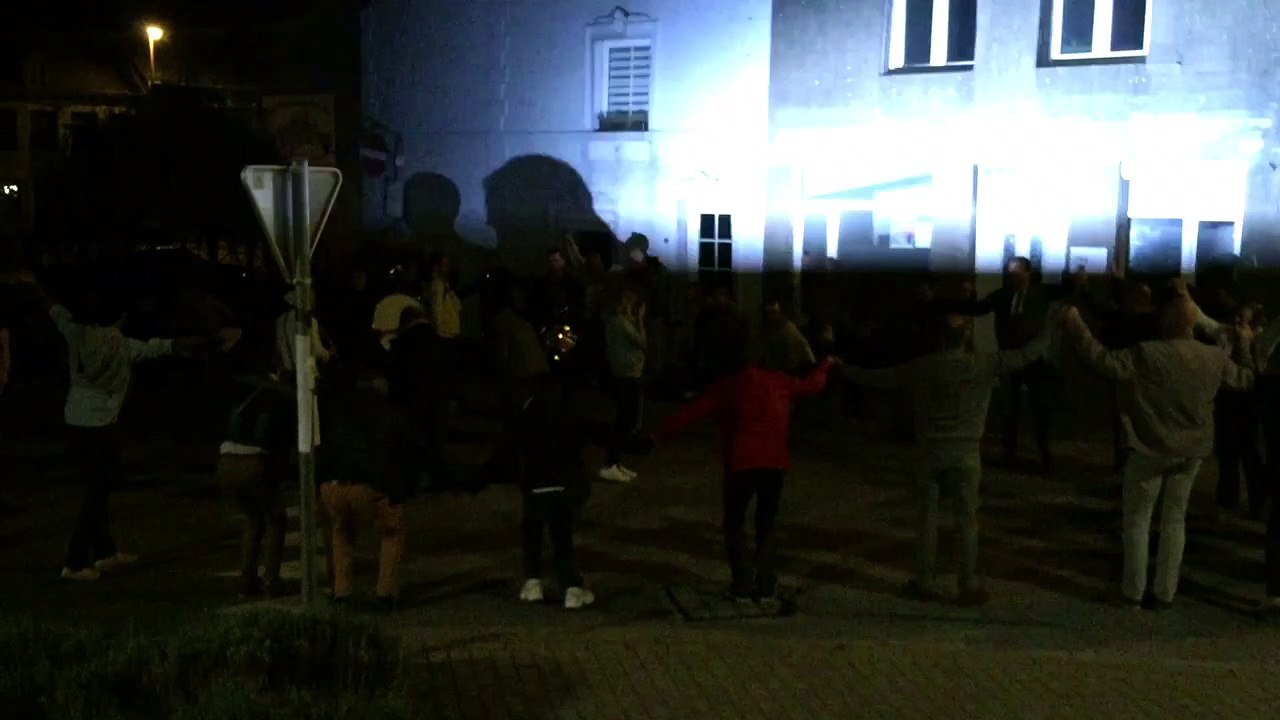 La danse des 7 sauts à Couvin