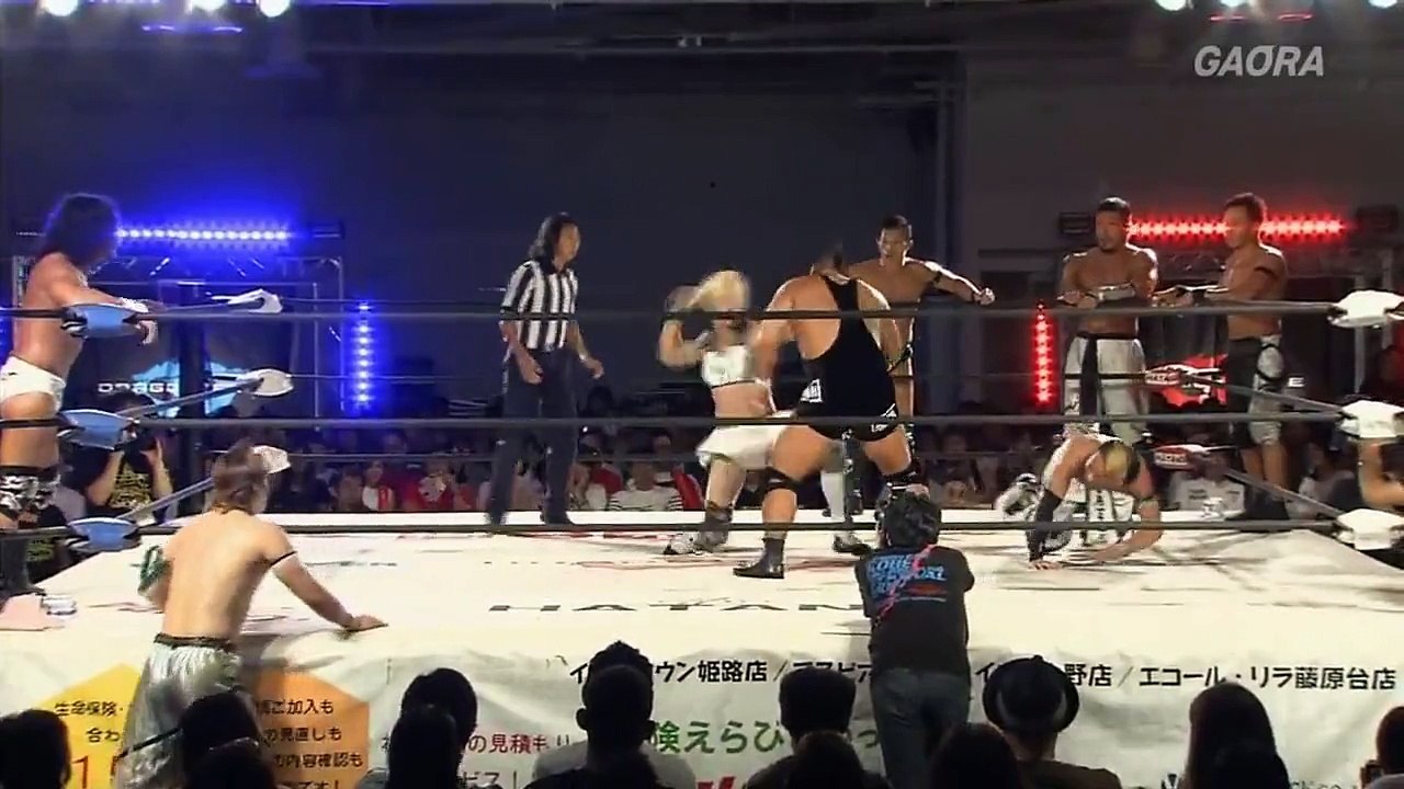 MaxiMuM (Ben-K, Big R Shimizu, Masato Yoshino & Naruki Doi) vs. Tribe Vanguard (BxB Hulk, Kzy, YAMATO & Yosuke Santa Maria) - Dragon Gate Scandal Gate (2017) - 5 Unit Survival Race - Day 7