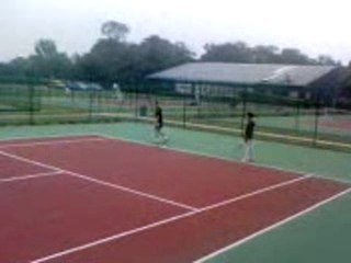 Ténnis Avec Chinois, Clém, LoLo et Max