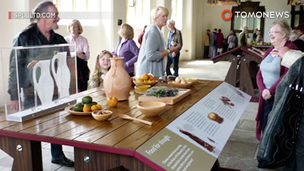 Turistas tontos: Turistas dañan ataúd de piedra de 800 años de antigüedad - TomoNews