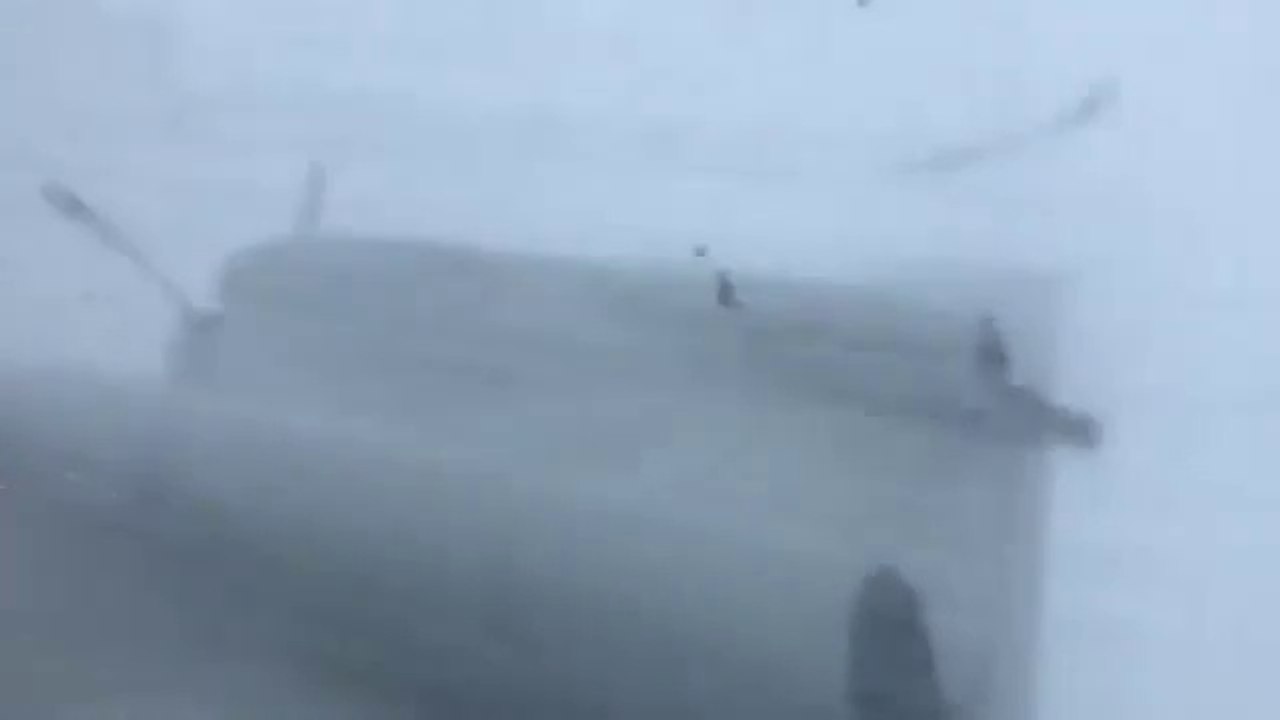 Un chasseur d'ouragans filme son avion pris dans le déluge d'Irma