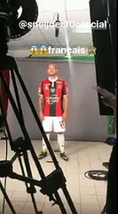 Balotelli Sneijder ile dalga geçti!