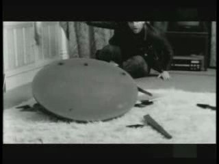 Marillion - Alone Again in the Lap of Luxury