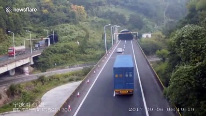 Out-of-control lorry ploughs into tunnel in China