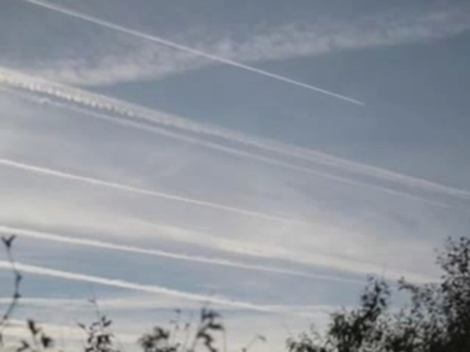 DANS L'AIR - NUL SI DÉCOUVERT ©