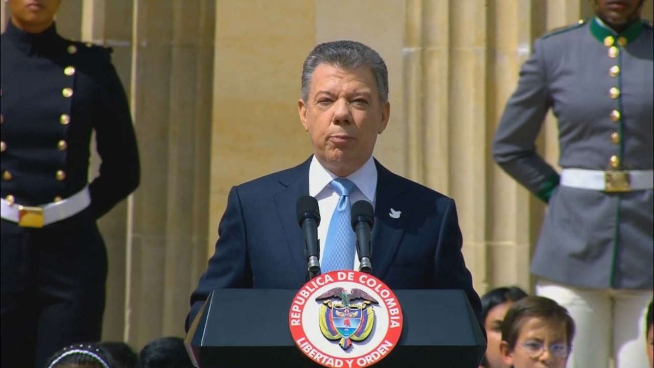Santos: "De nada vale silenciar los fusiles si seguimos armados en nuestros corazones"
