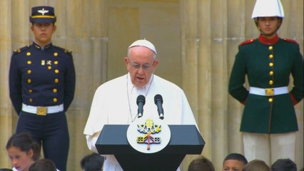 Papa invita a Colombia a huir de toda tentación de venganza y búsqueda de intereses particulares