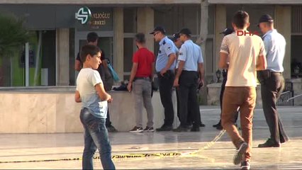 Kilis'te Meydana Bırakılan Çanta Paniğe Yol Açtı