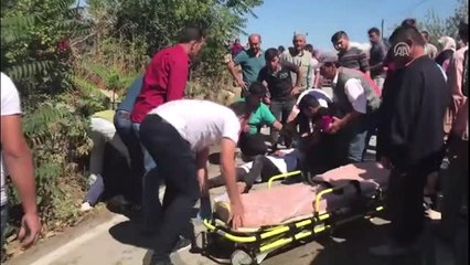 Samsun'da Minibüs ile Motosiklet Çarpıştı: 2 Yaralı