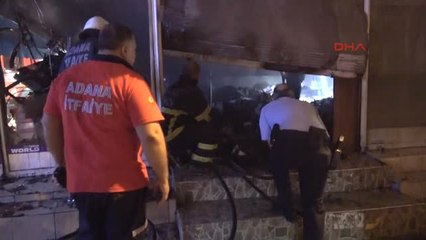 Adana'da Ayakkabı Mağazasında Yangın