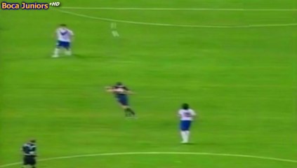 Gol de Martín Palermo de cabeza de mitad de cancha a Vélez (Relato Mariano Closs)