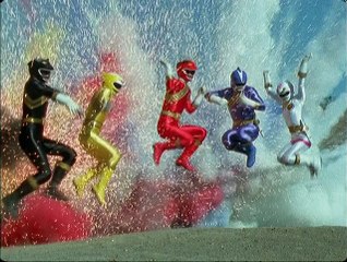 Power Rangers - 10x03 - Click, Click, Zoom