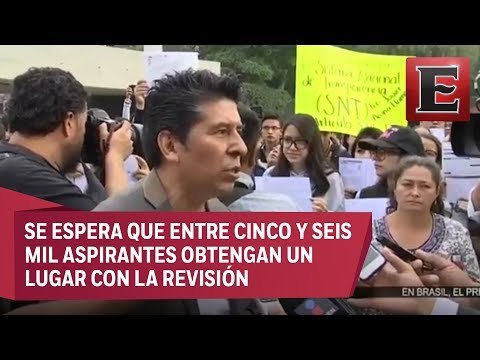 Padres de familia protestan por resultados de Comipems