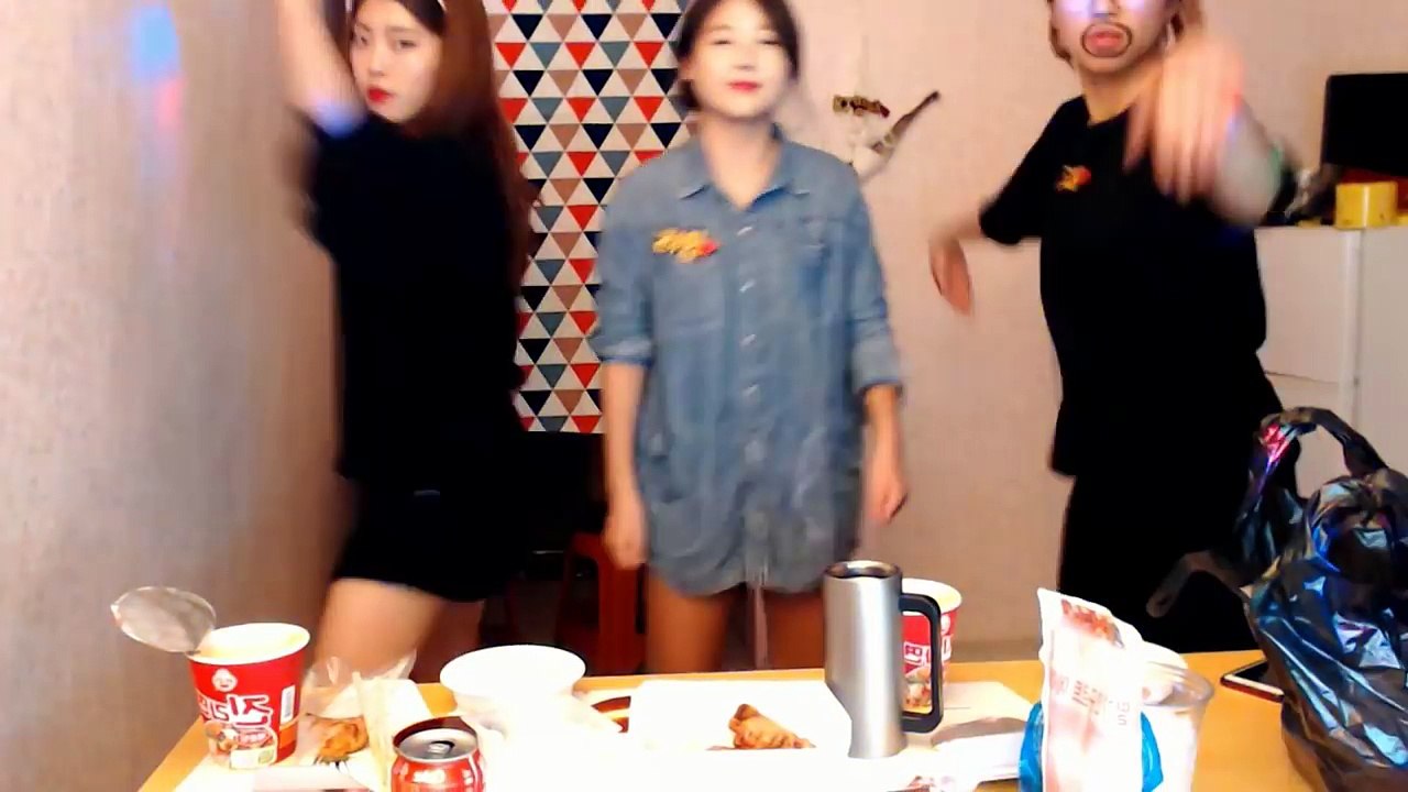 금지어 사용하면 뿅망치 쳐 맞기 ㅋㅋ 장미파
