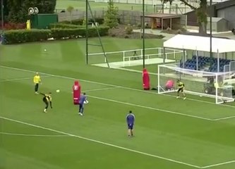 La retournée exceptionnelle de Thibaut Courtois !
