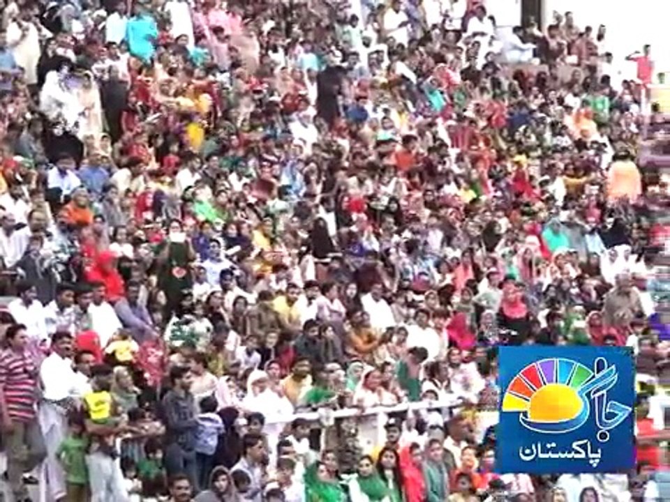 Defense day prade at Wagah border - Must Watch