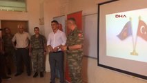 Türk Askerinden Kosova'da İlköğretim Okuluna Destek