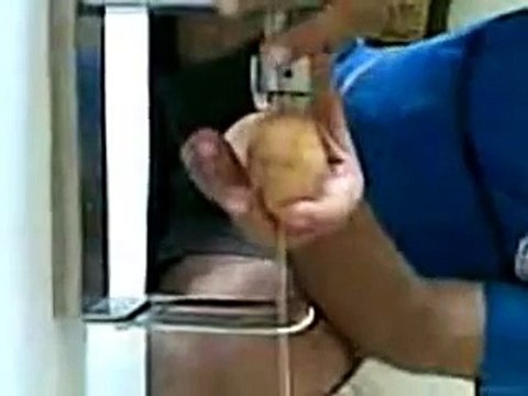 How to cut a spiral Tornado Potato with a manual Spring Potato Machine India