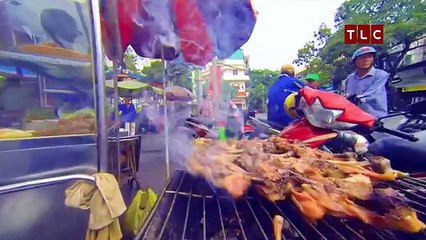 Perfect Evening Entrée in Saigon | Luke Nguyens Street Food Asia S1E1