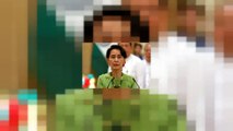Exode des Rohingyas : Aung San Suu Kyi critiquée par Desmond Tutu