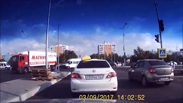Car Crash) very Shock dash camera 2017 NEW By Top Speed Motor HD (1659) HD