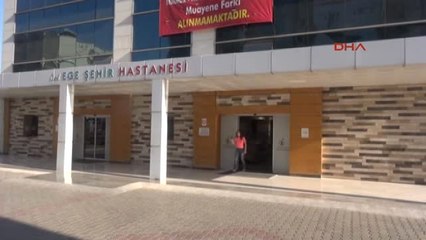 İzmir Muayene Olmak İçin Geldiği Doktoru Bacağından Vurdu