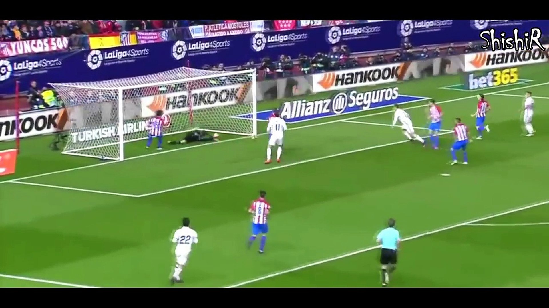 Top 20 Unbelievable Goalkeeper Saves Impossible To Forget Video Images, Photos, Reviews