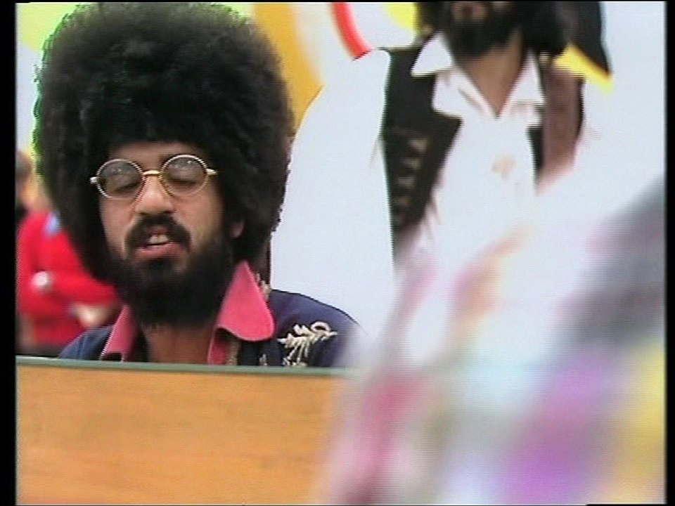 Axis - Ela Ela  1972