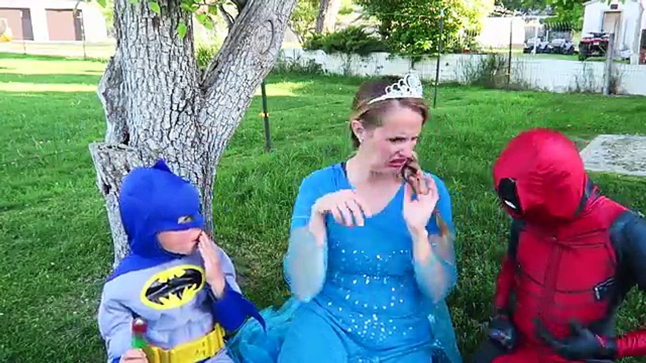 Вызов Дантист доктор Эльза замороженный замороженные Веселая каппы розовый Пр Пр Пр Девушка-паук человек-паук