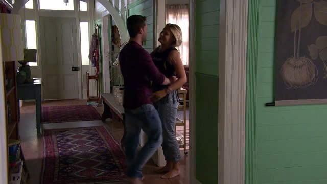 BREAK-UP FAIL Brody and Ziggy try and break-up with each other and massively fail.