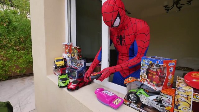 CARS 3 MCQUEEN & DINOCO RACE Toys Movie w/ Learn Colors & Incy Wincy Spider Nursery Rhymes Kids Son