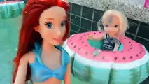 Anna and Elsa Toddlers Swimming Pool Are Mermaids #2 Octopus Ariel Frozen Dory Barbie Toys